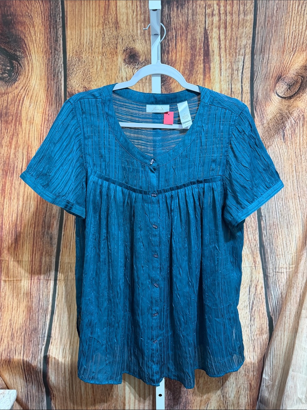 HH Collectibles Woman Button Blouse Size 1X